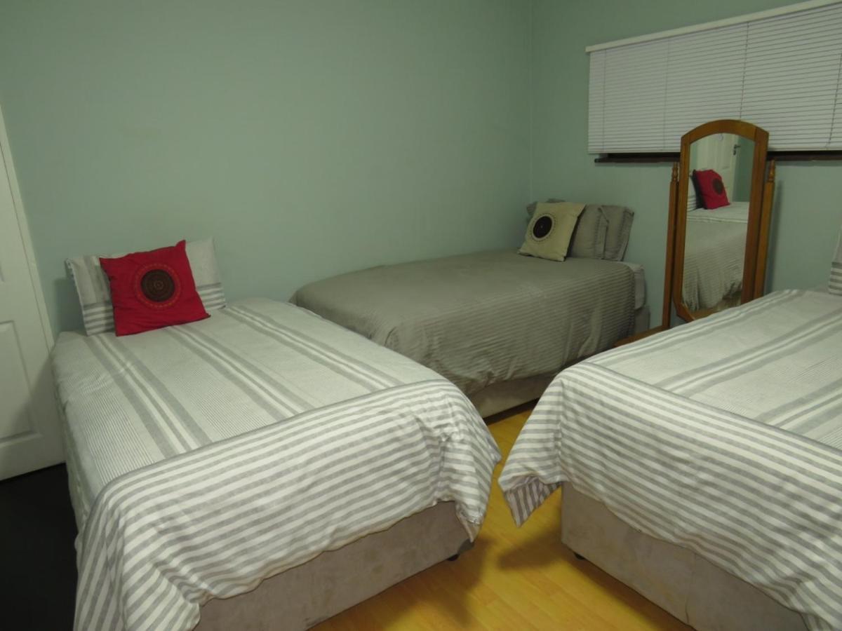 The Musafer Travel Lodge Pietermaritzburg Eksteriør bilde
