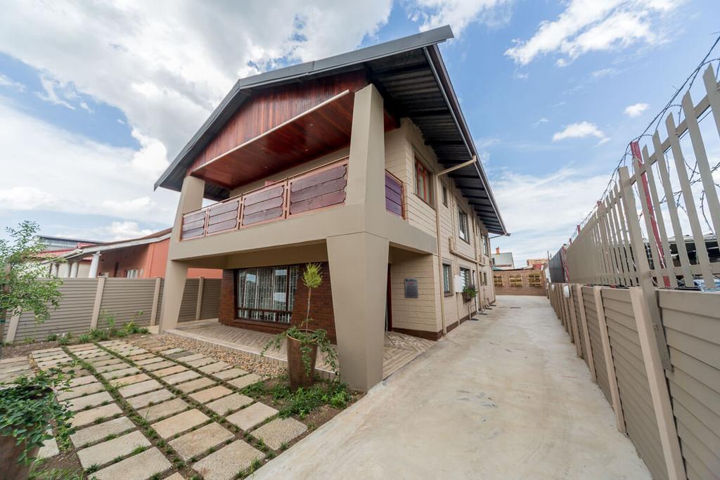 The Musafer Travel Lodge Pietermaritzburg Eksteriør bilde